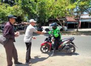 Jumat Berkah, JMSI Lampung dan JMSI Pesawaran Kolaborasi Bagi-Bagi Nasi Kotak