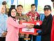 ‎Perkuat Pertanian, Bupati Nanda Serahkan Bantuan Alsintan dan Tinjau Produksi Pupuk Organik Cair
