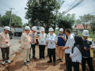 Gubernur Mirza Tinjau Rencana Pelebaran Ruas Jalan R.E. Martadinata hingga Lempasing–Padang Cermin
