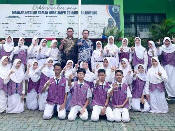 Salut! OSIS Spandawa Gelar Seminar Berbahasa Inggris, Bikin Siswa Pede Ngomong Inggris