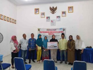 Desa Gebang Bagikan BLT-DD dan Laksanakan PKTD