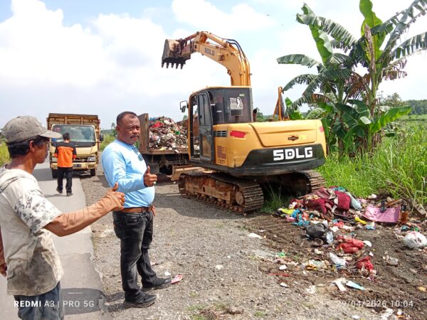 Kades Sabah Balau Himbau dan Beri Peringatan Tegas Terhadap Pelaku Buang Sampah Sembarang di Wilayahnya