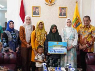 Pemprov Lampung Santuni Keluarga Korban Kebakaran Terra Drone
