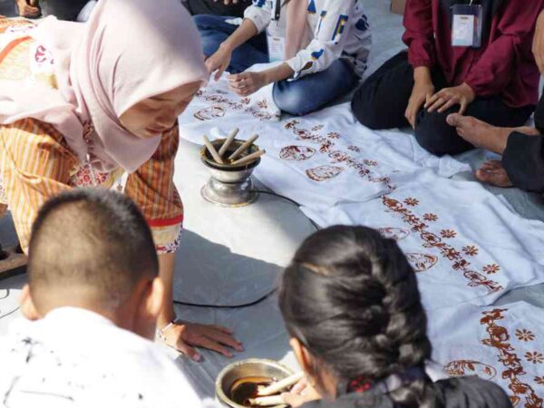 Batik Sampur untuk Jiwa yang Merdeka