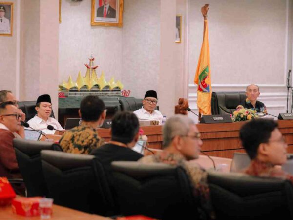 Gubernur Mirza Dorong Percepatan Pertumbuhan Ekonomi Daerah Menuju Indonesia Emas 2045