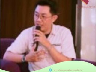 Refleksi Hermeneutik terhadap 'Adok' Lampung: Menggugat Politisasi Simbolik dan Devaluasi Nilai Etno-Historis