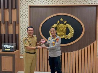 Bupati Lampung Barat Optimis Kembangkan Bawang Putih Grade A