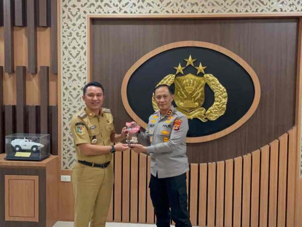 Bupati Lampung Barat Optimis Kembangkan Bawang Putih Grade A