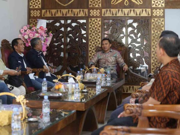 Terima Kunjungan JMSI, Bupati Parosil Nilai Kolaborasi dengan Media Siber Sangat Strategis