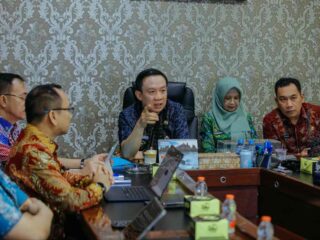 Sekdaprov Marindo Pimpin Pembahasan Rancangan Awal KUA-PPAS Provinsi Lampung TA 2027