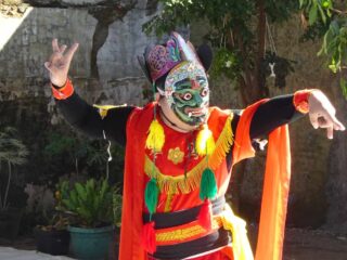Harmonisasi Griya Kriya Topeng Ramah Difabel dan Pasar Seni Bareng, Hadirkan Workshop Melukis Topeng Malang