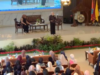 Dosen BKPI UIN RIL Bahas Konseling Gestalt dan Kesehatan Mental di Hadapan Ratusan Mahasiswa Unindra