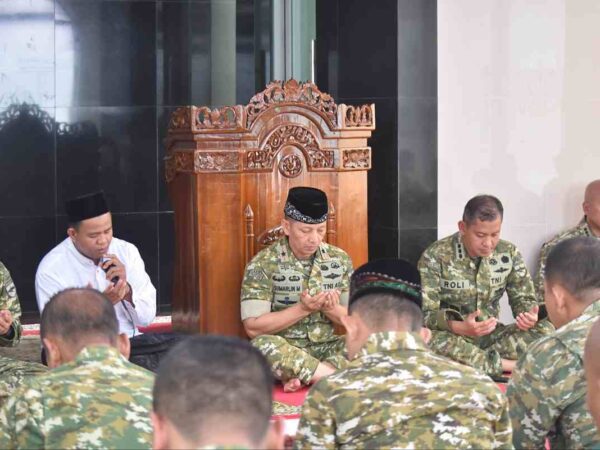 Peringati HUT Ke-81 RI, Korem 043/Gatam Gelar Doa Bersama