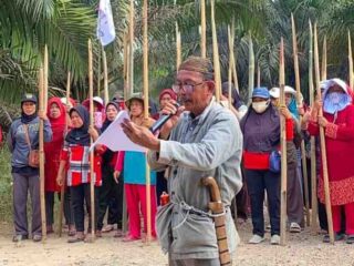 Upacara Kemerdekaan di Tengah Konflik Agraria: Petani Anak Tuha Ingatkan Negara Kemerdekaan Belum Selesai