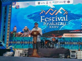Buka Festival Krakatau 2026, Gubernur Lampung Harapkan Dampak Ekonomi bagi Masyarakat