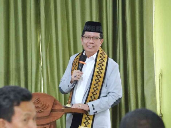Rektor UIN RIL Ajak Generasi Muda Perkuat Budaya Baca dan Tulis