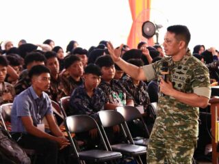 Danrem 043/Gatam Bekali Mahasiswa Nilai Bela Negara