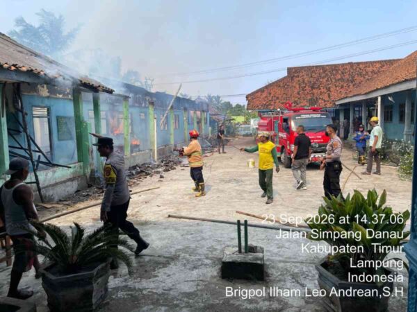 SMP PGRI 1 Way Jepara Terbakar