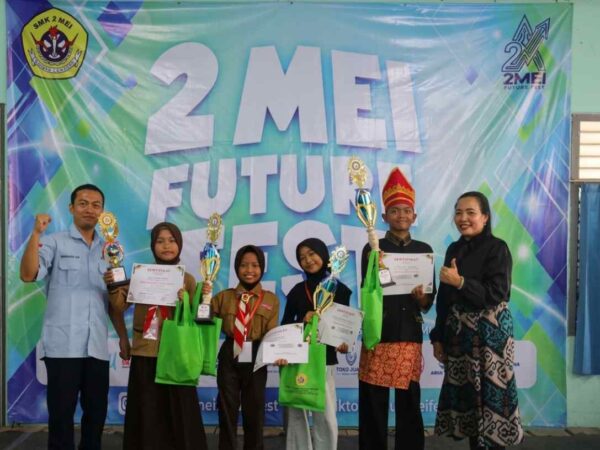 MIN 7 Bandar Lampung Borong Piala Lomba Storytelling SMK 2 Mei Future Fest