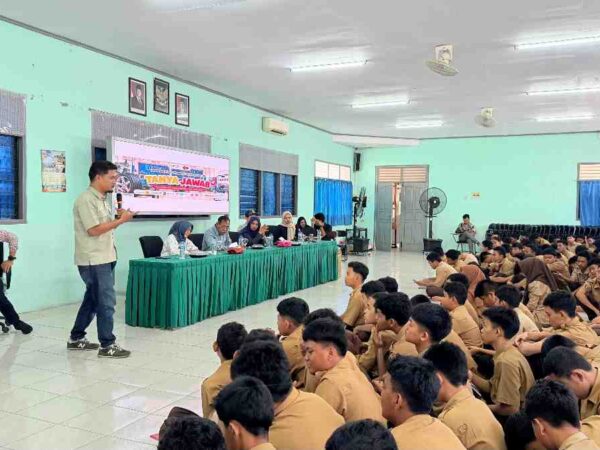 SMK 2 Mei Ikuti Edukasi Otomotif, Literasi Digital, dan Bahaya Narkoba